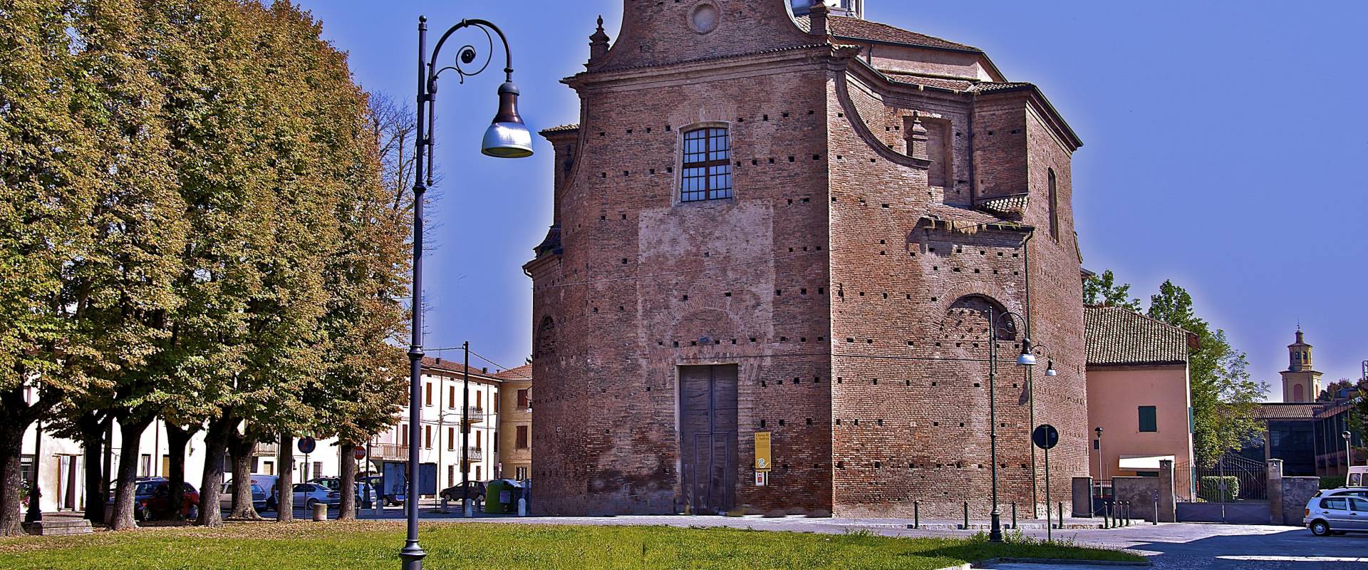 Prima semplice Cappella (IX secolo) poi chiesa parrocchiale di Sant Andrea photo by Caba2011